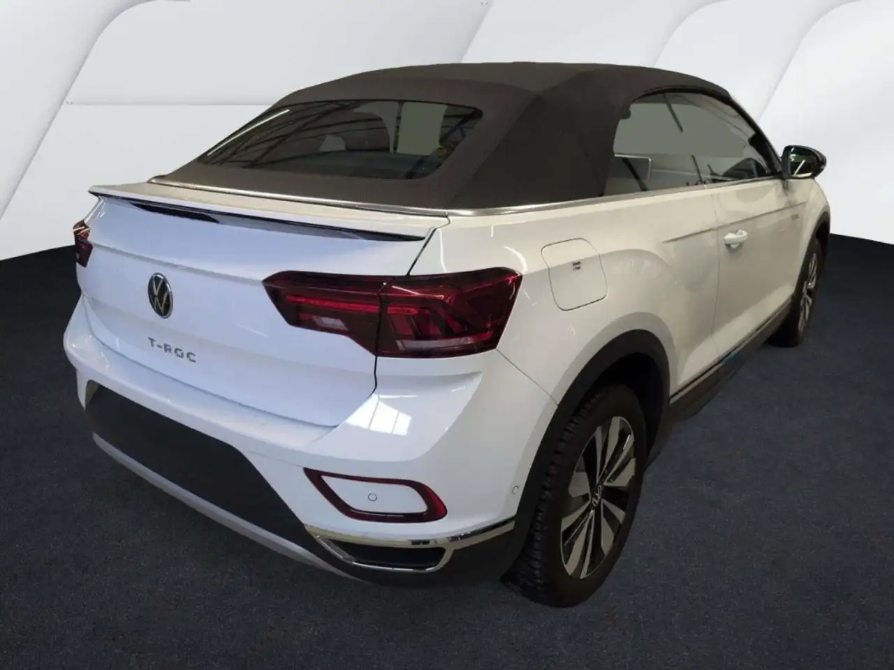 Volkswagen T-Roc 3