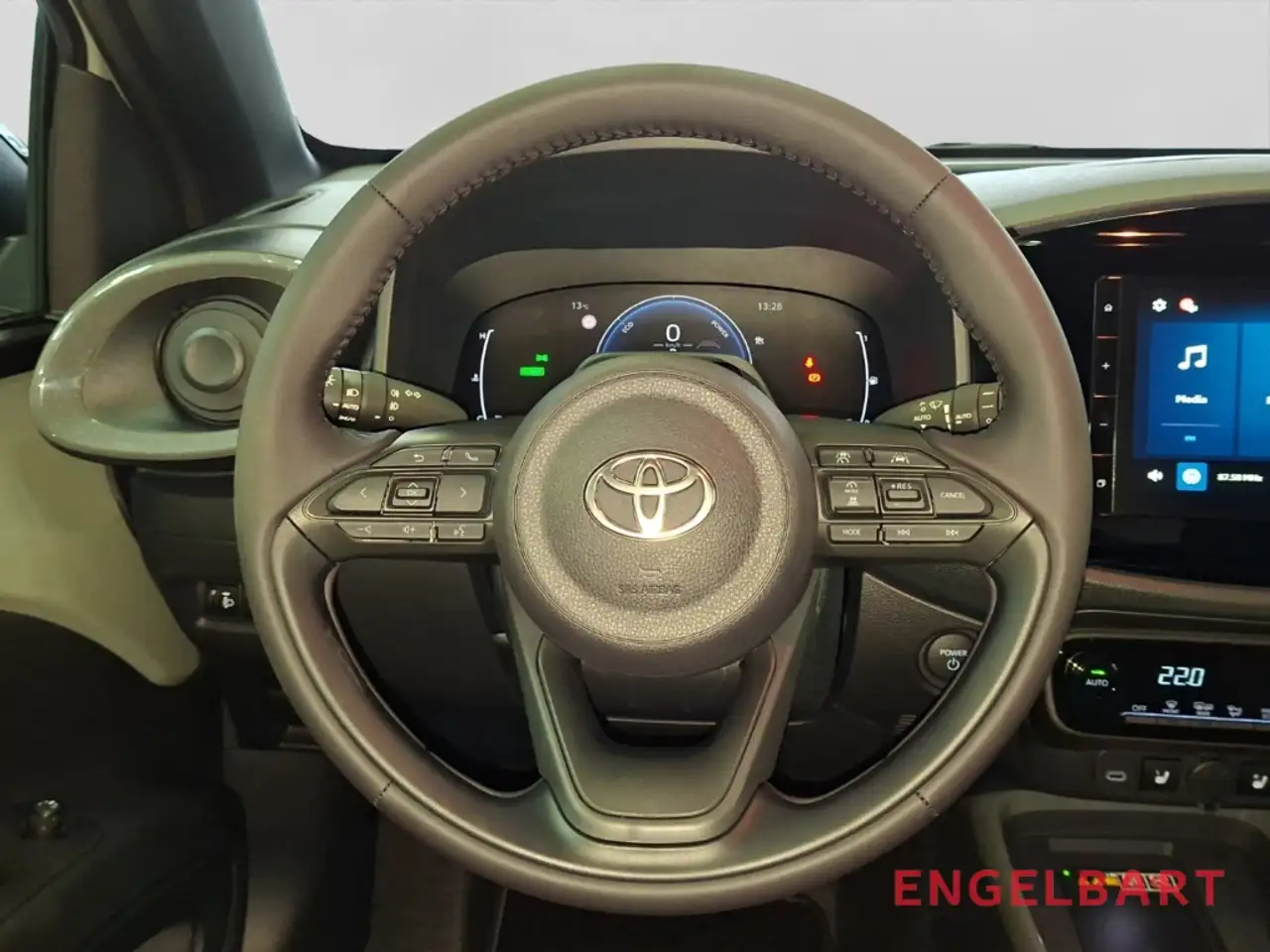 Toyota Aygo X 8