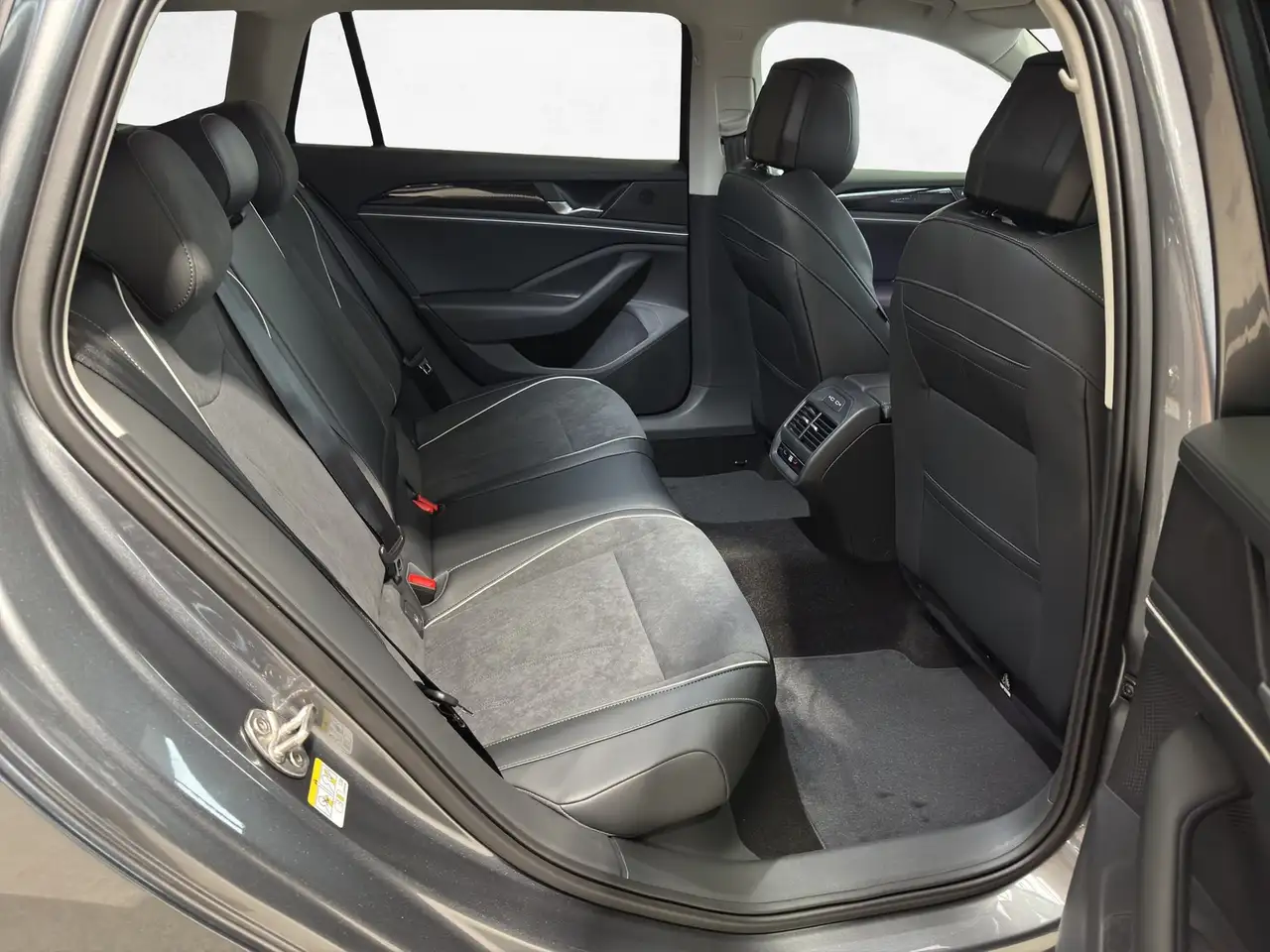 Volkswagen Passat 10