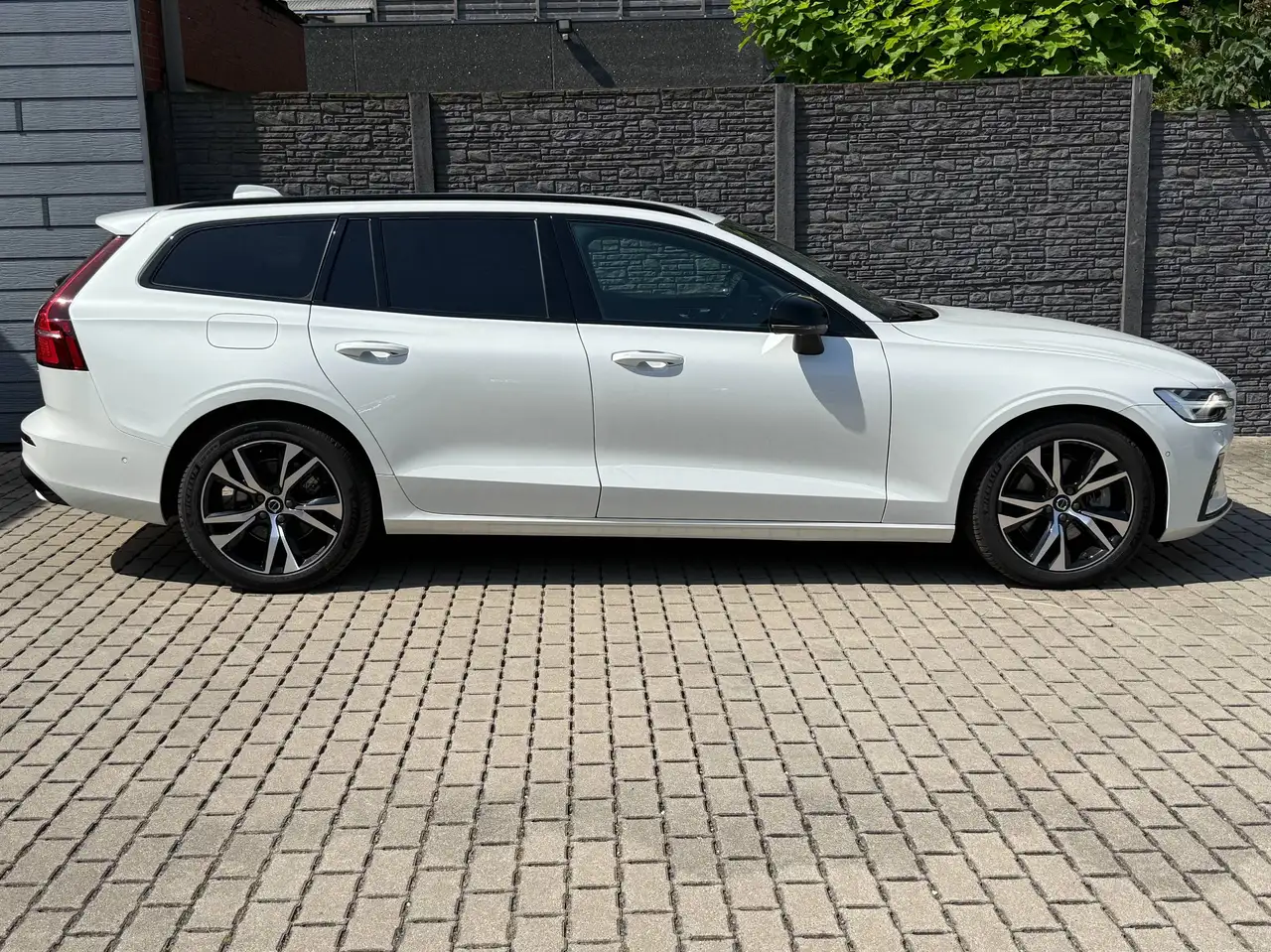Volvo V60 5