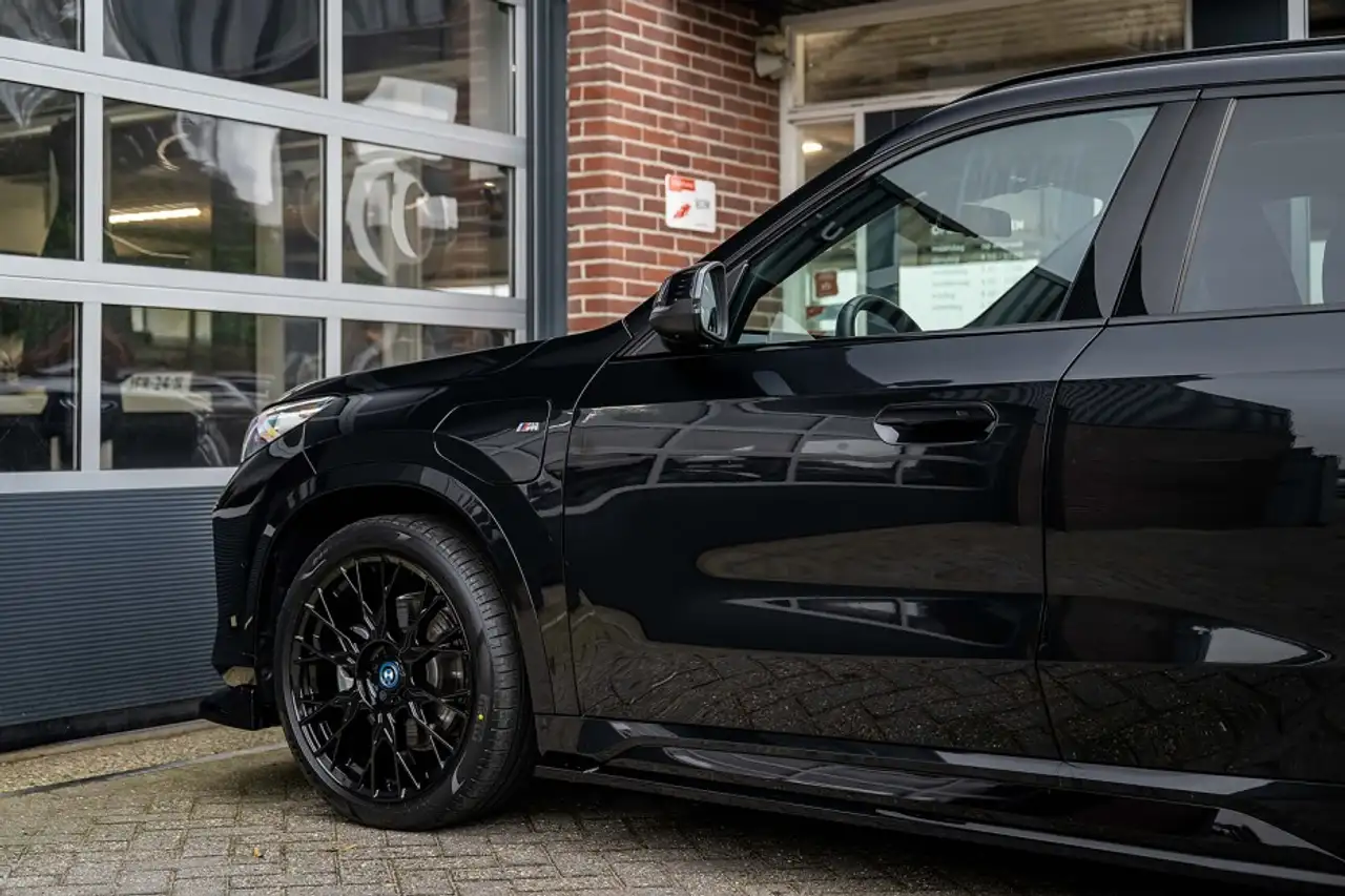 BMW X1 7