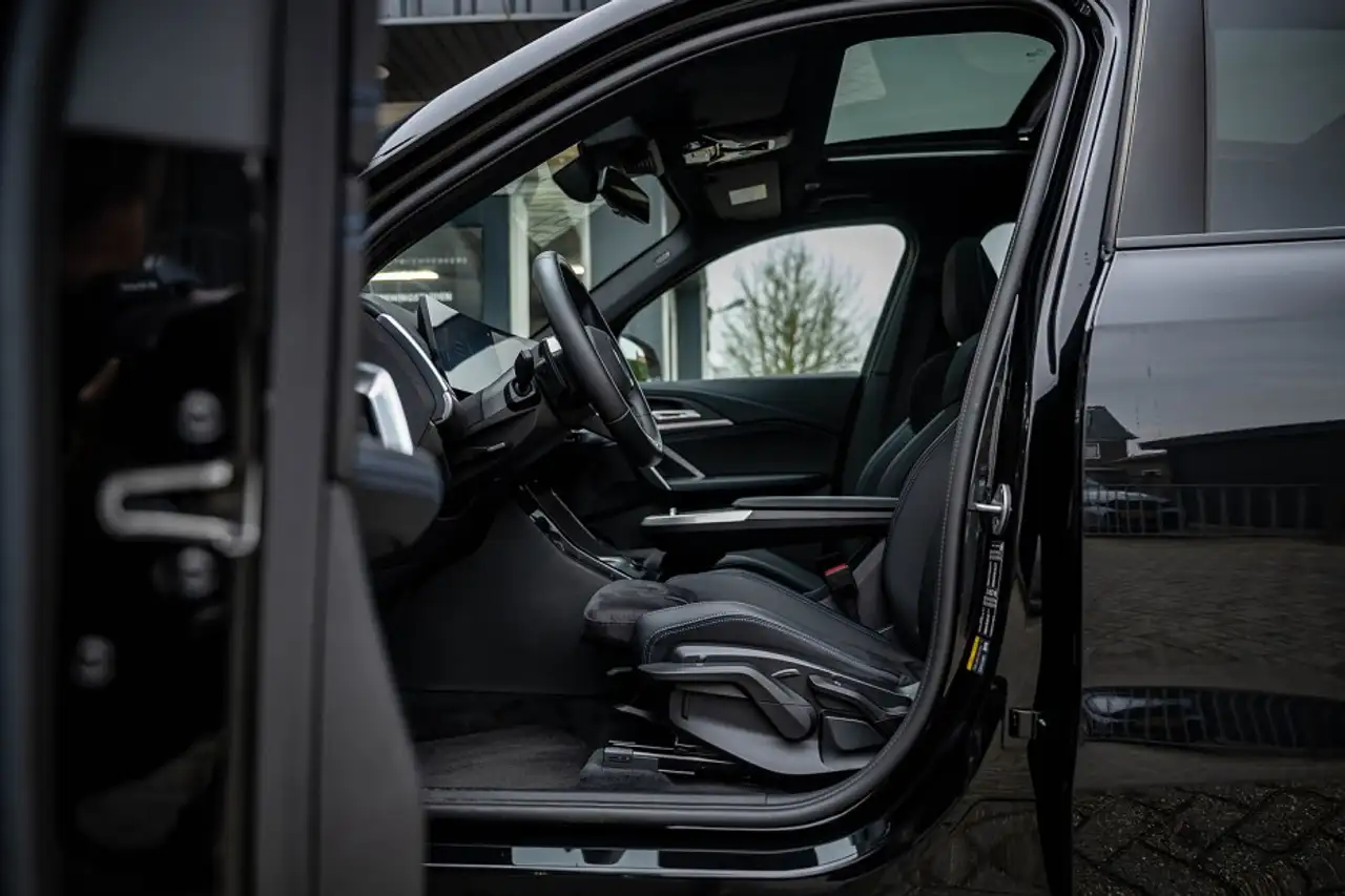 BMW X1 11