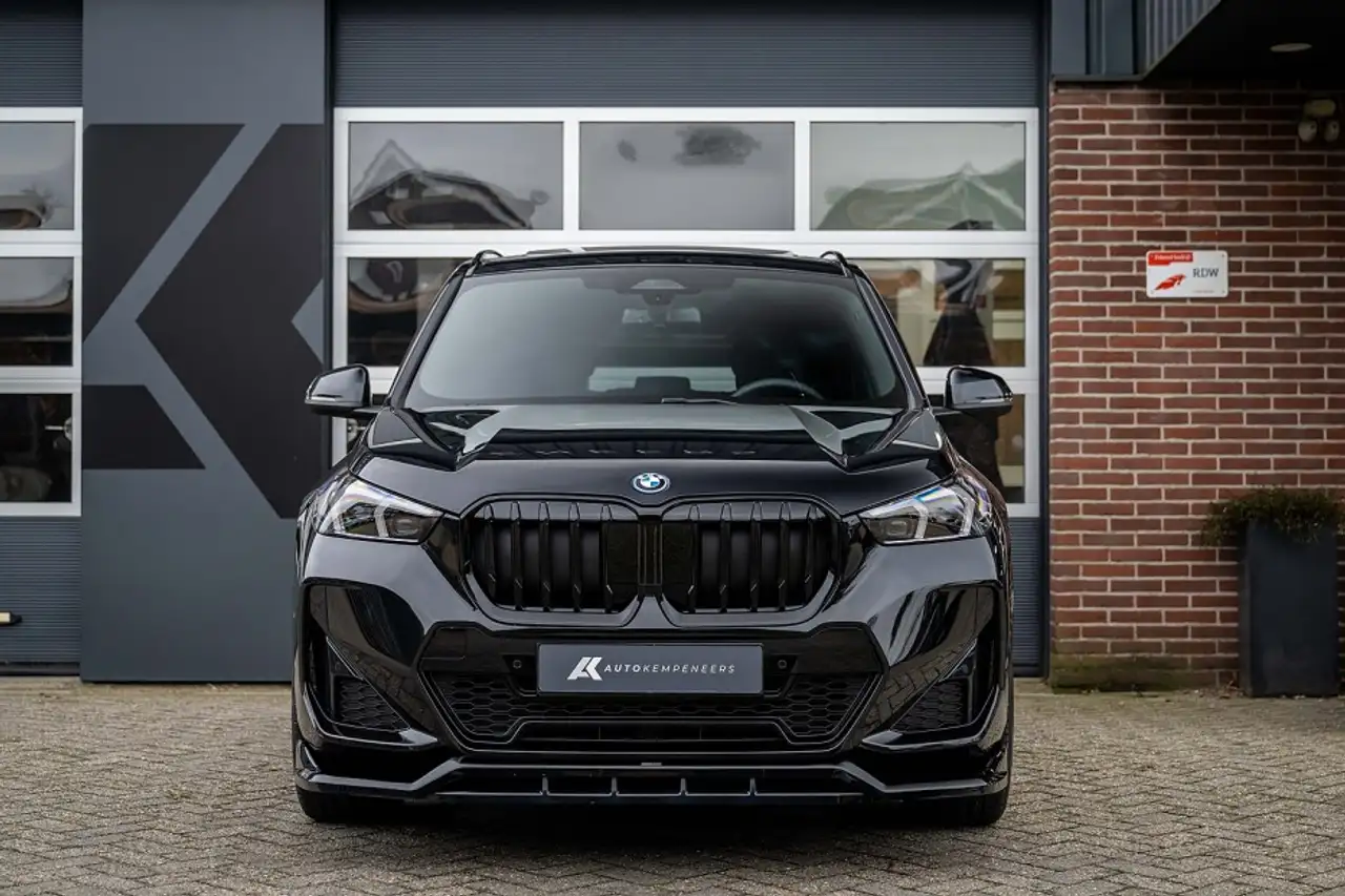 BMW X1 12