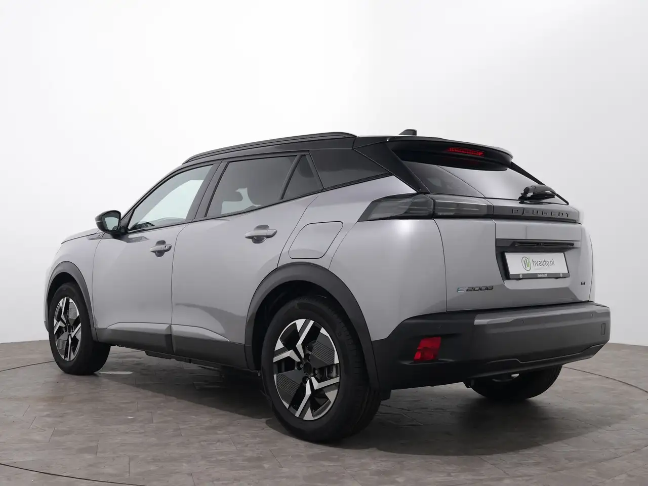Peugeot e-2008 3