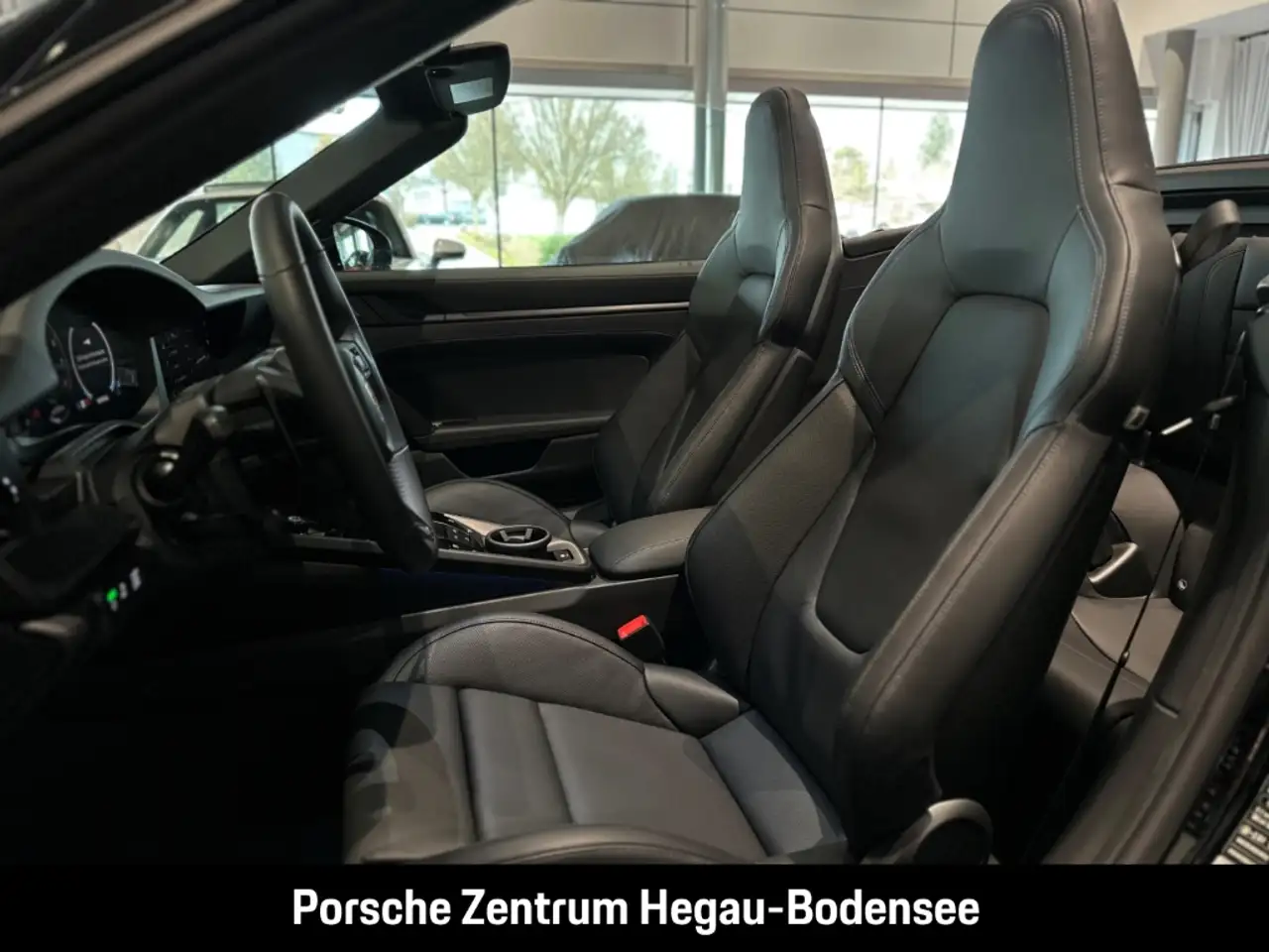 Porsche 992 911 8