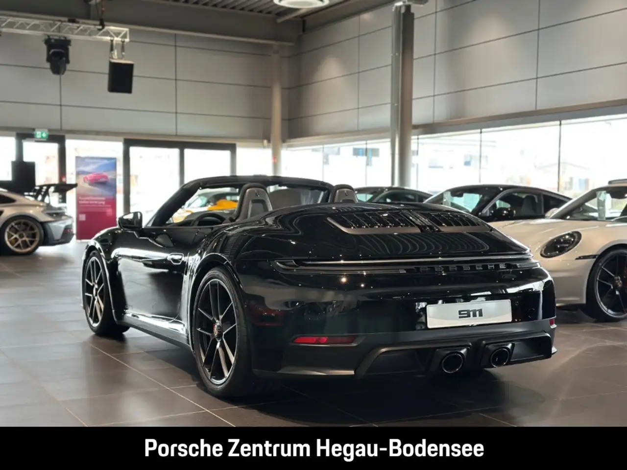 Porsche 992 911 13
