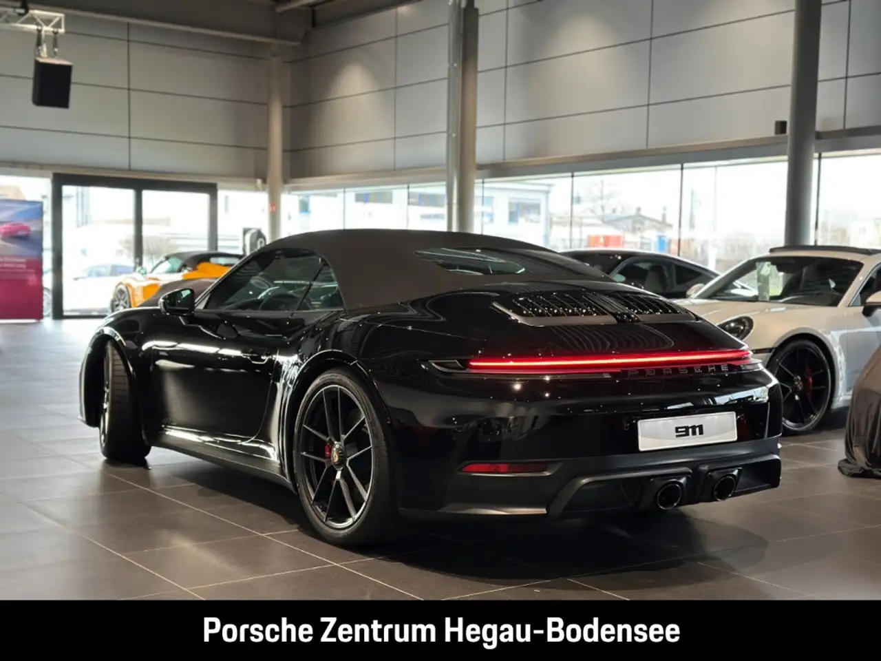 Porsche 992 911 15