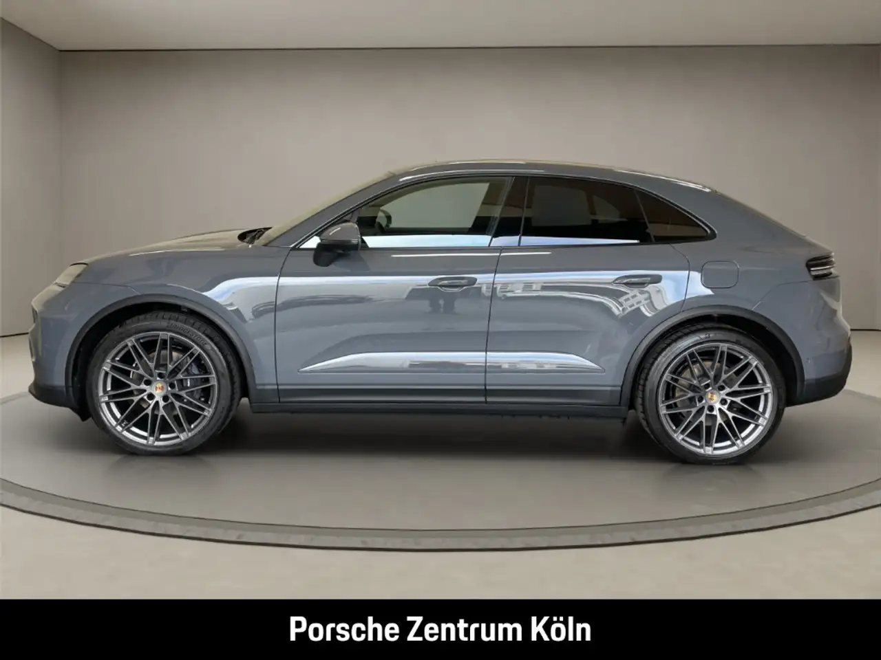 Porsche Macan 2