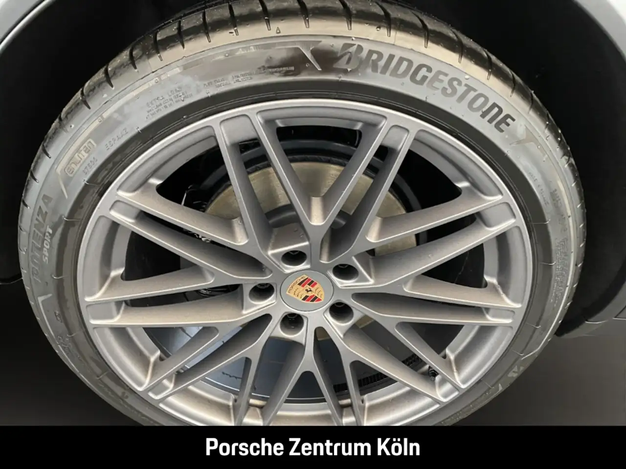 Porsche Macan 10