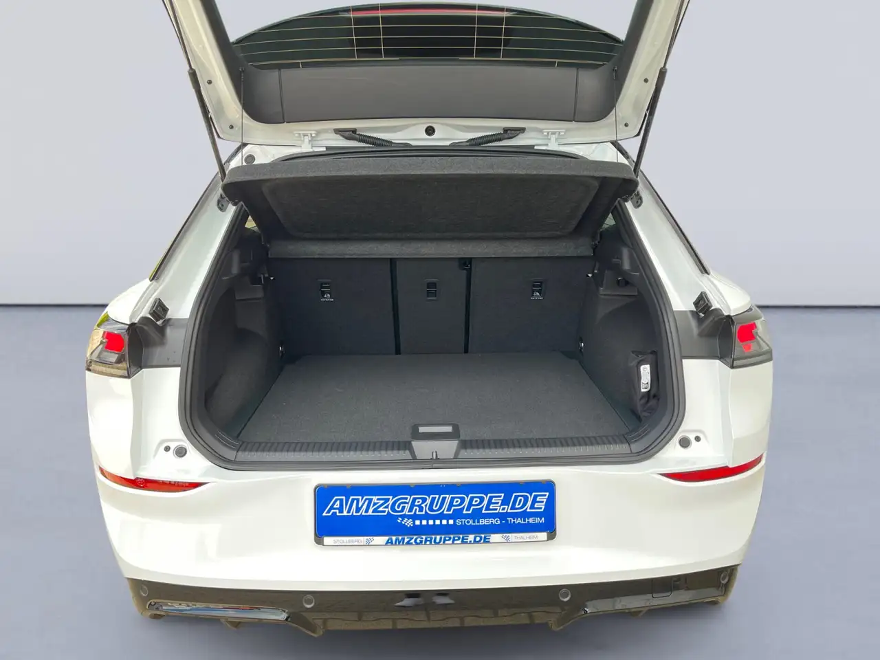 Volkswagen T-Roc 10