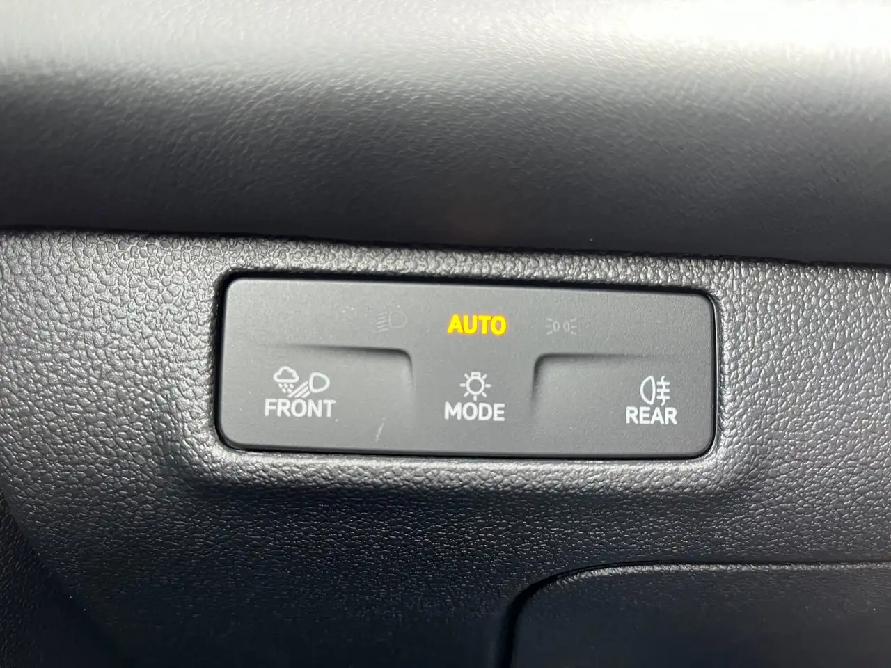 Volkswagen T-Roc 15