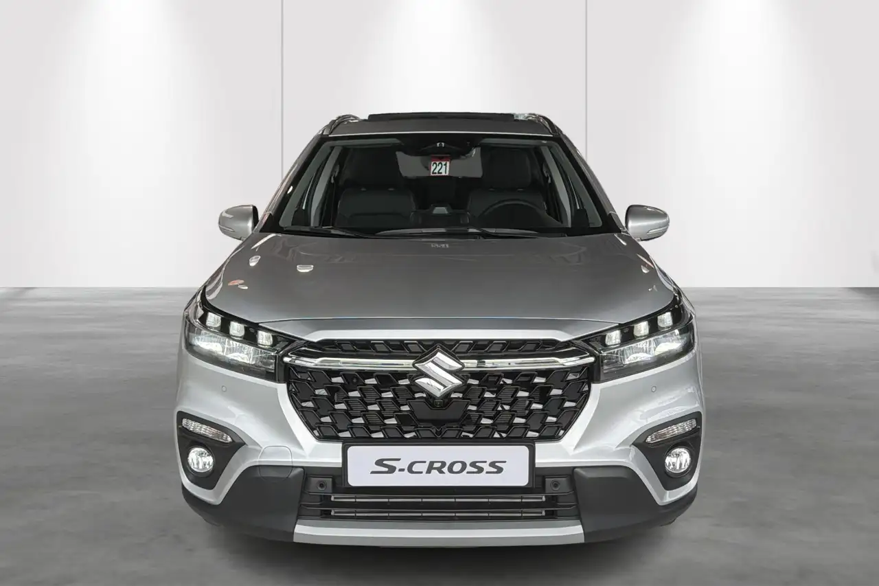 Suzuki S-Cross 5