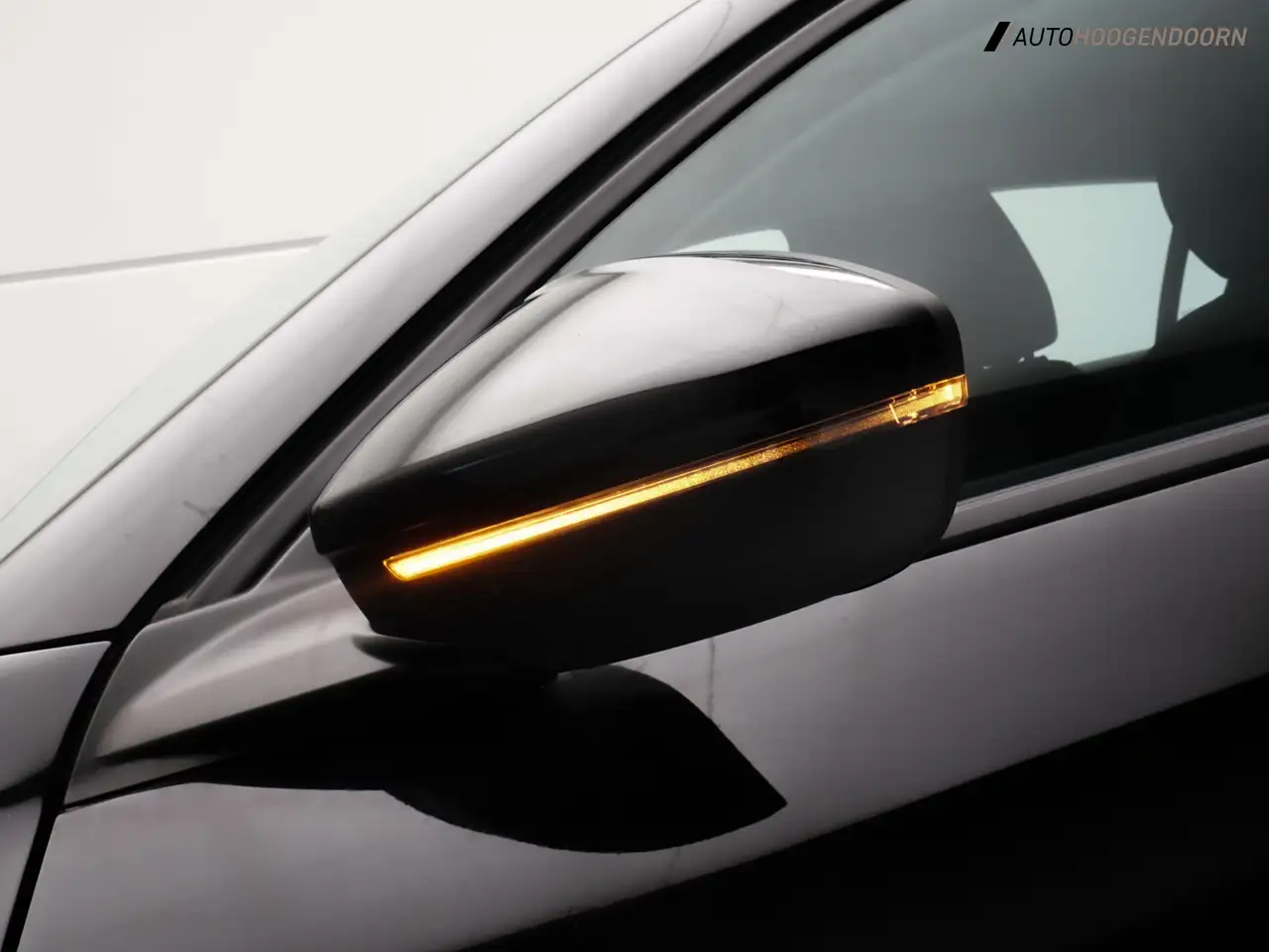 Peugeot 208 7