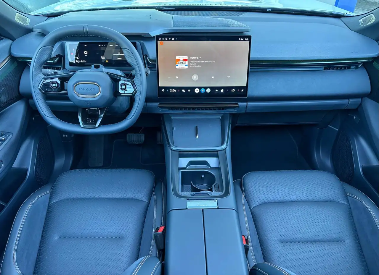 Lynk & Co 5