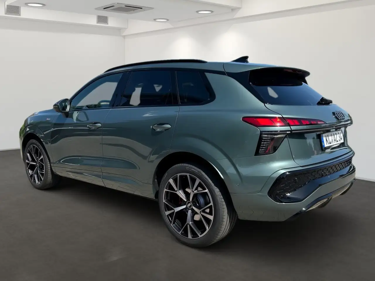 Audi Q3 6