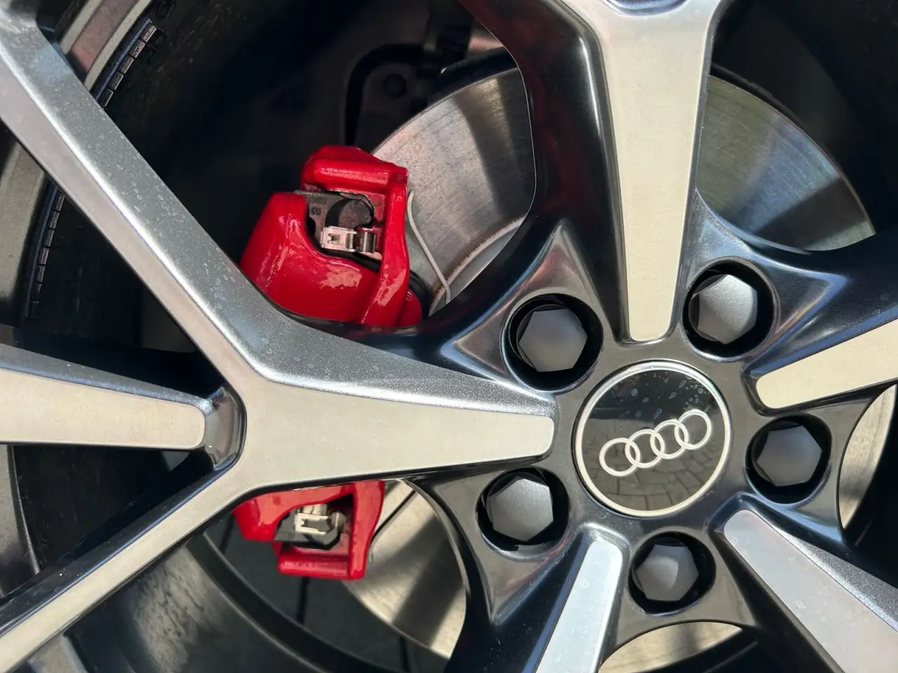 Audi Q3 10