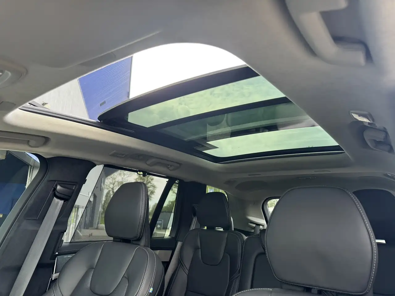 Volvo XC90 9