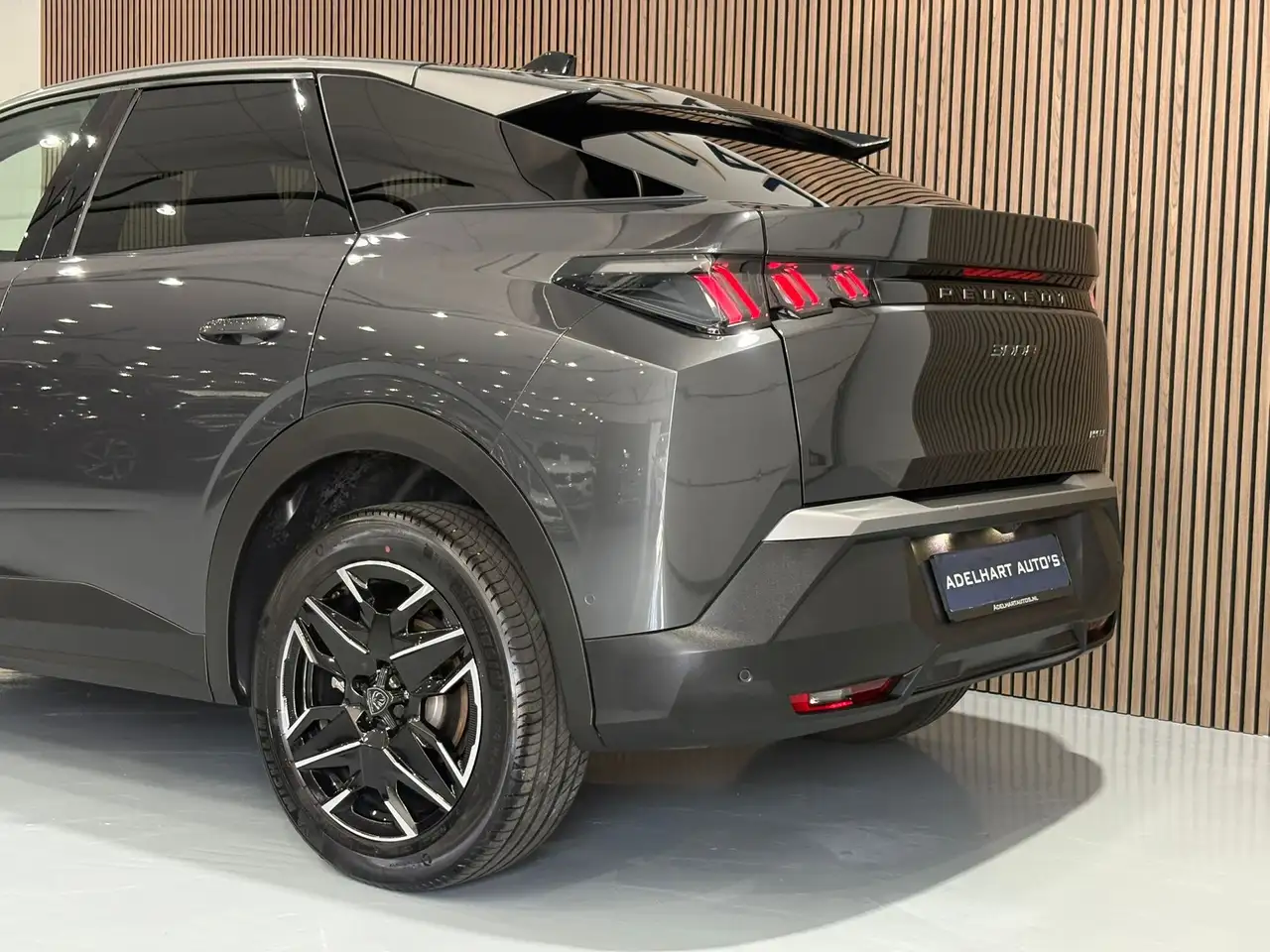 Peugeot 3008 8