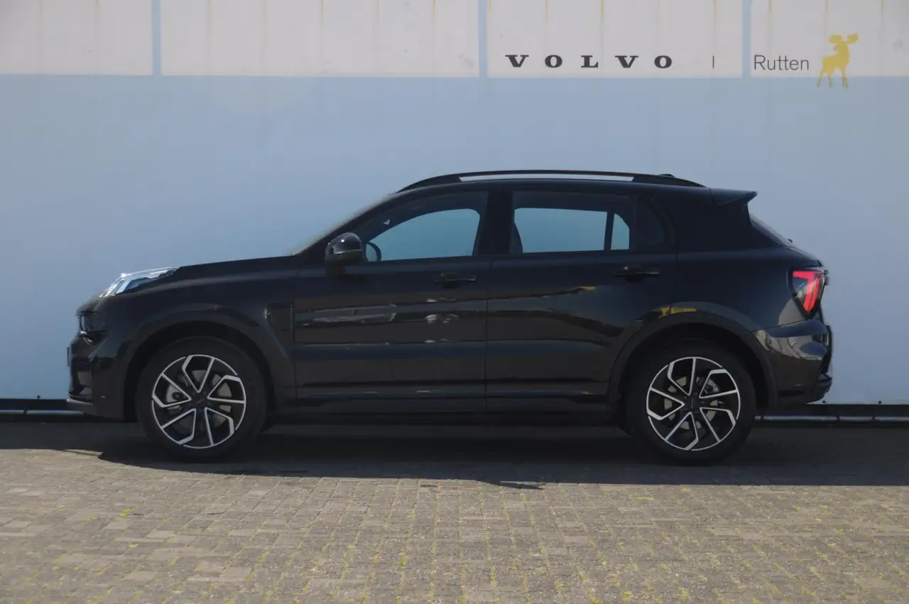 Lynk & Co 6
