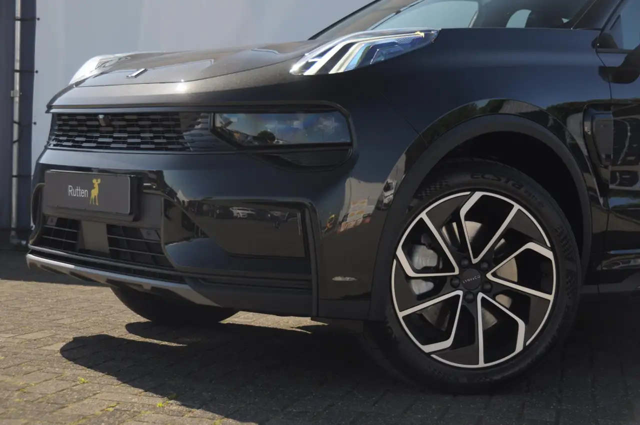 Lynk & Co 10