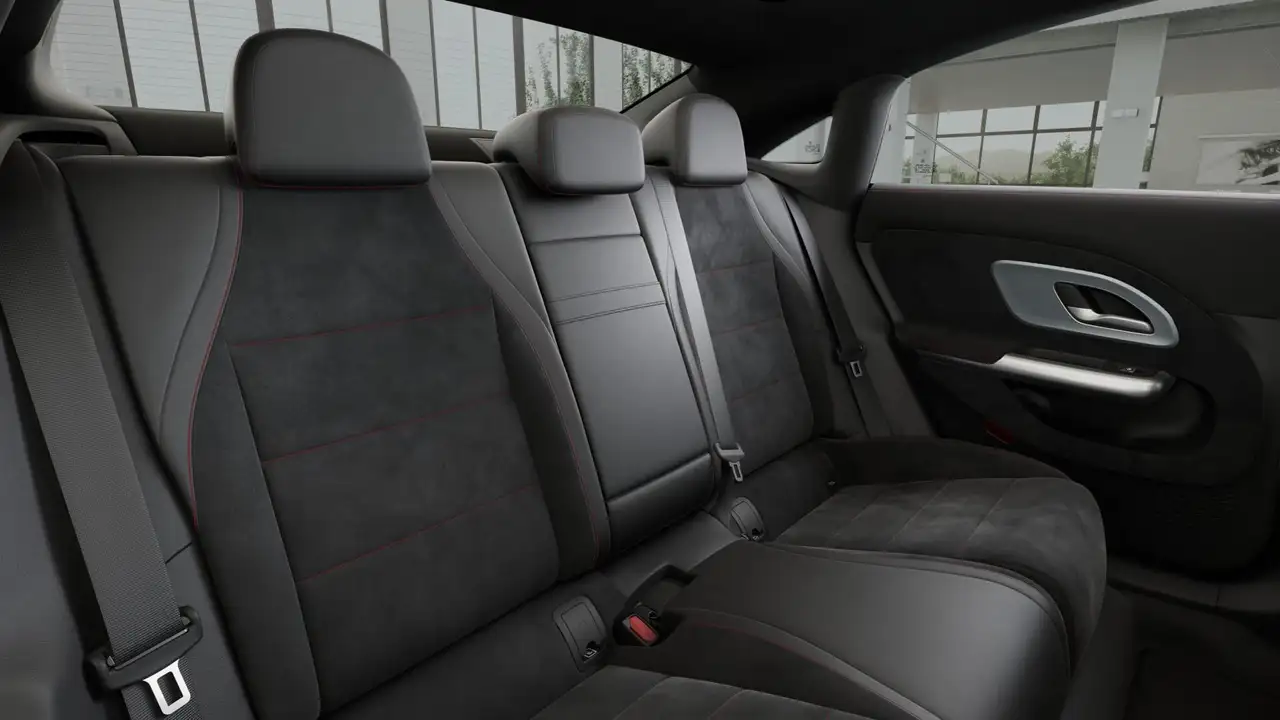 Mercedes-Benz CLA 250 10