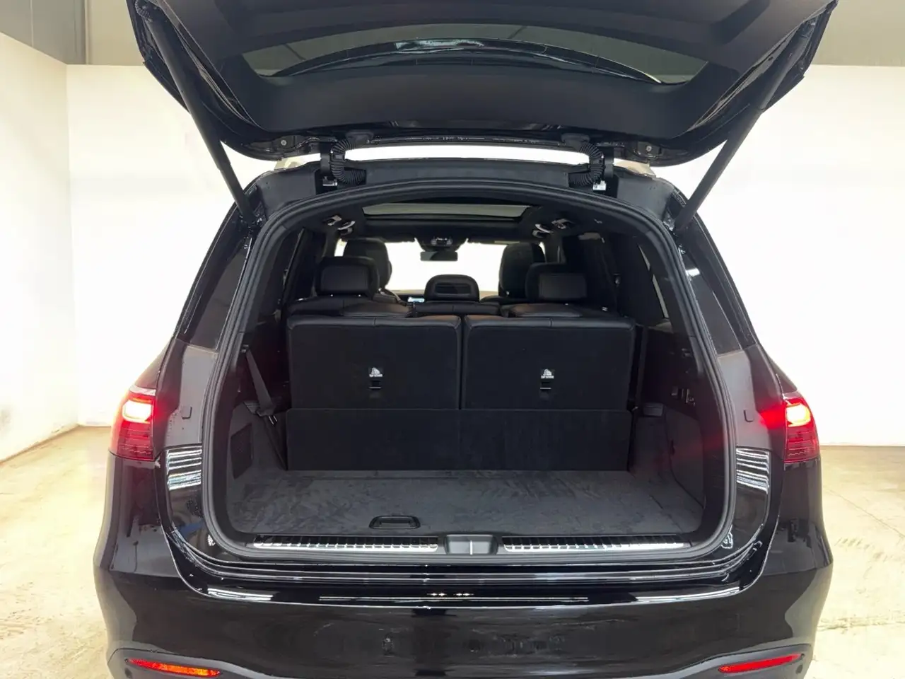Mercedes-Benz GLS 580 16