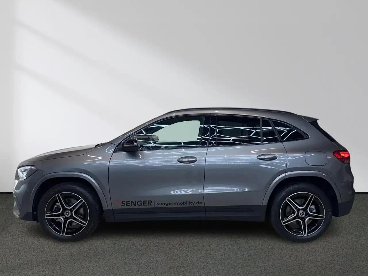 Mercedes-Benz GLA 250 3