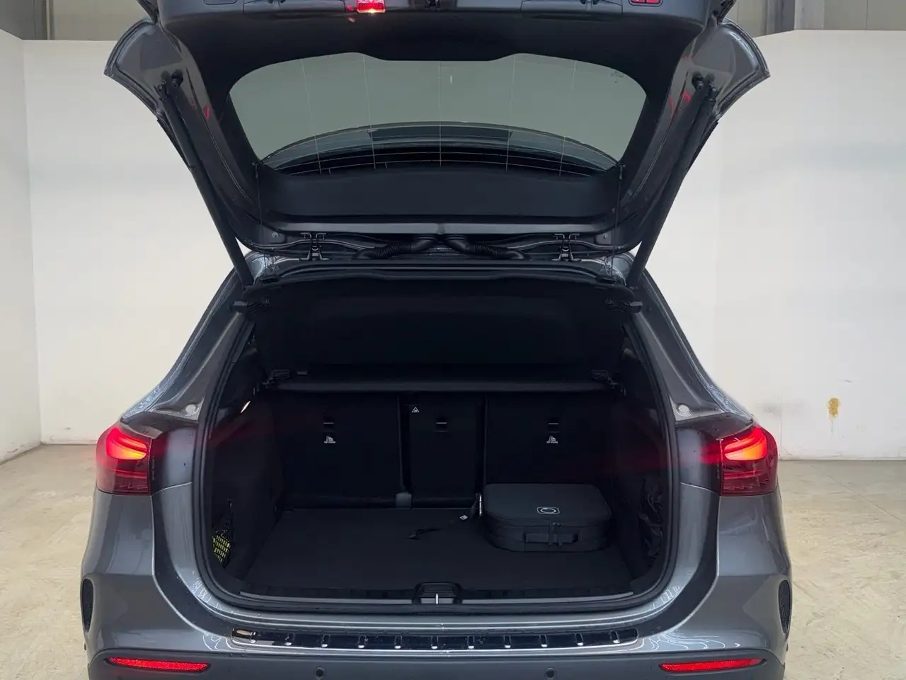 Mercedes-Benz GLA 250 16