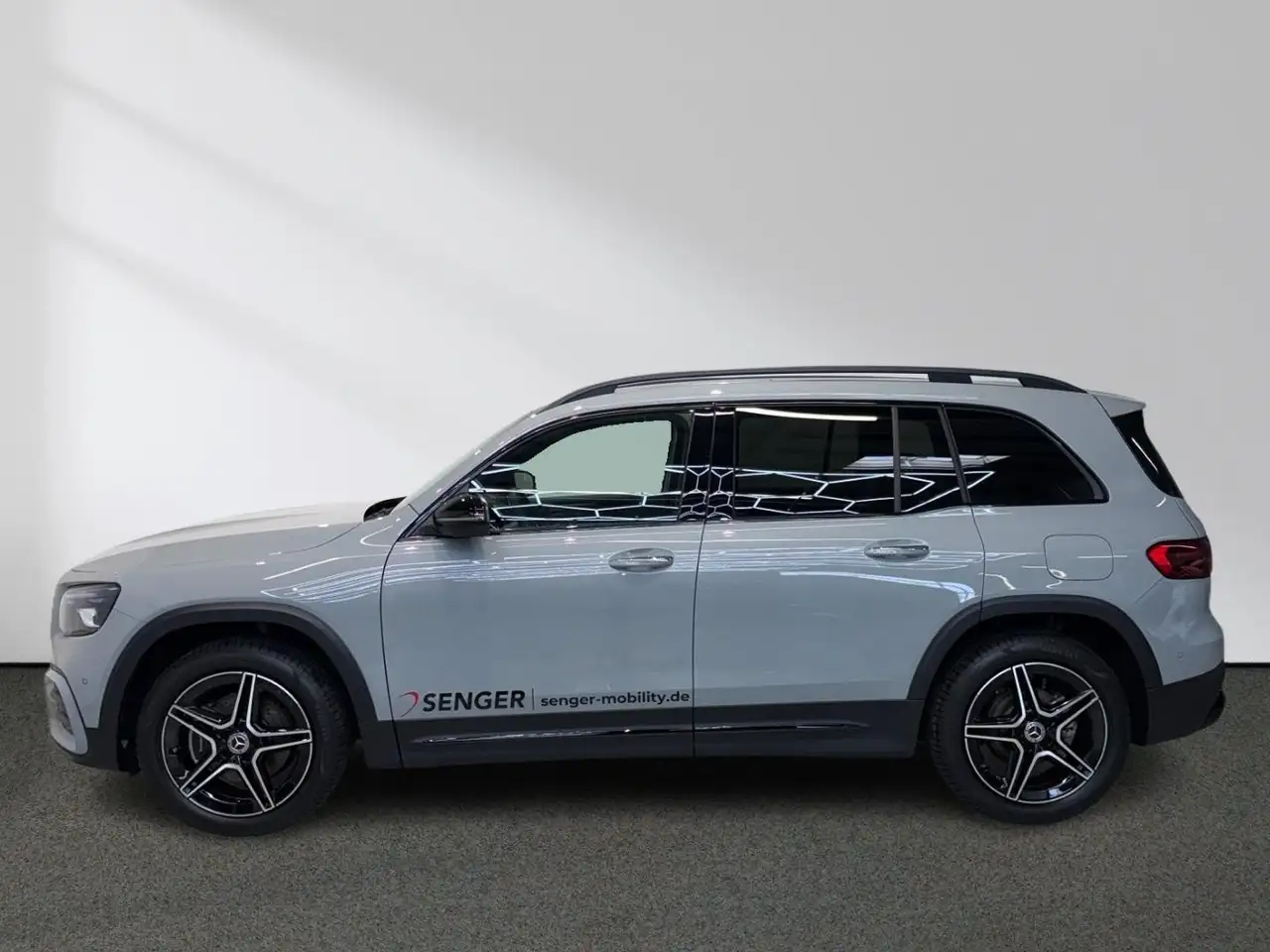 Mercedes-Benz GLB 200 3