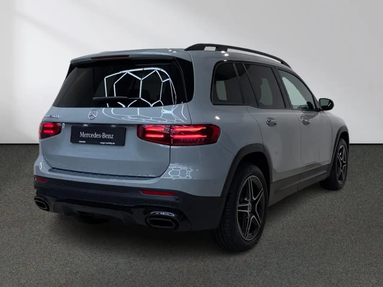 Mercedes-Benz GLB 200 4