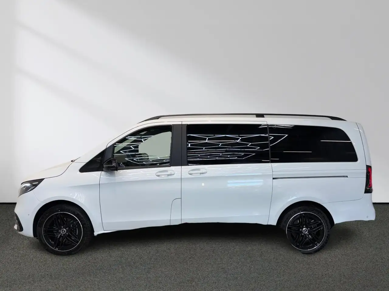 Mercedes-Benz V 250 3