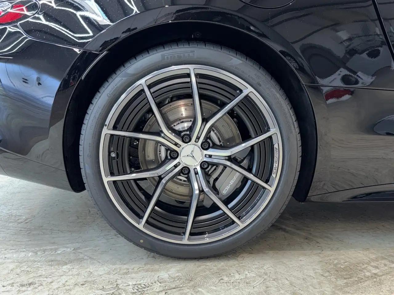 Mercedes-Benz AMG 8