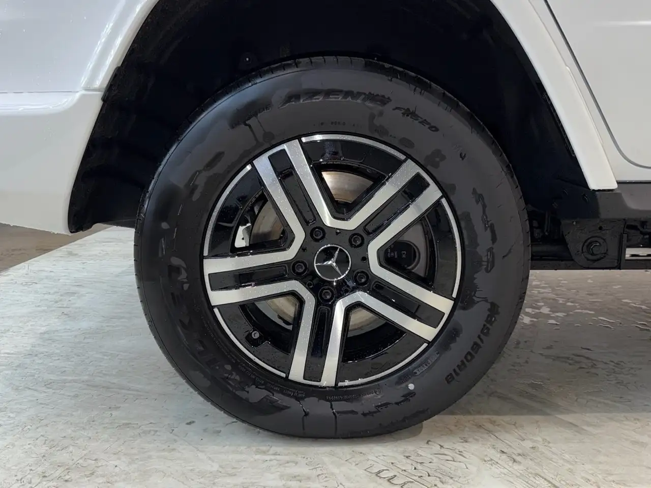 Mercedes-Benz G 580 8