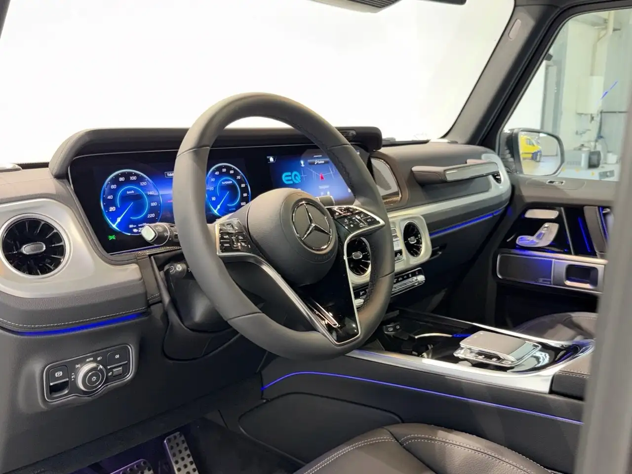 Mercedes-Benz G 580 12