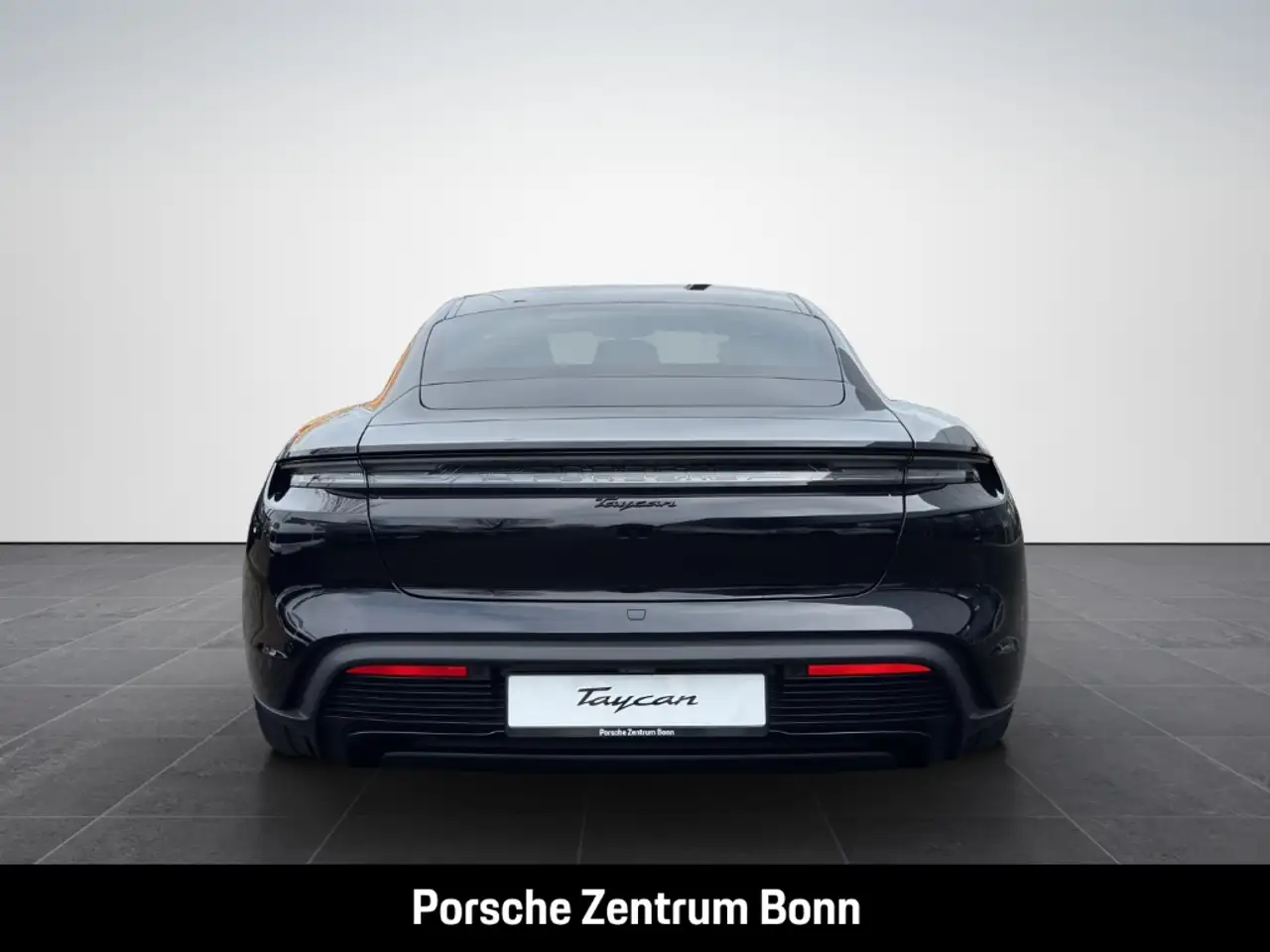 Porsche Taycan 6