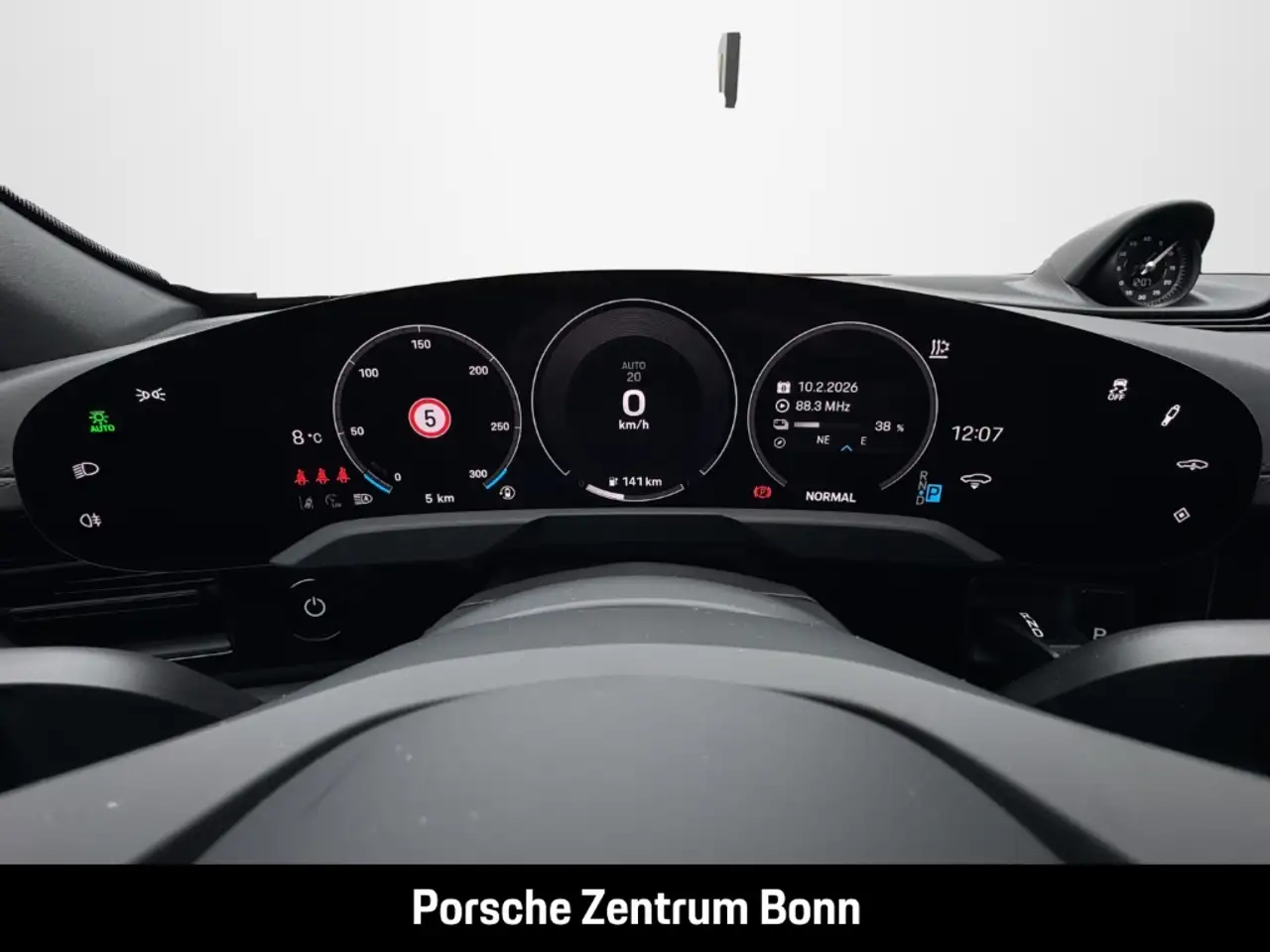 Porsche Taycan 11