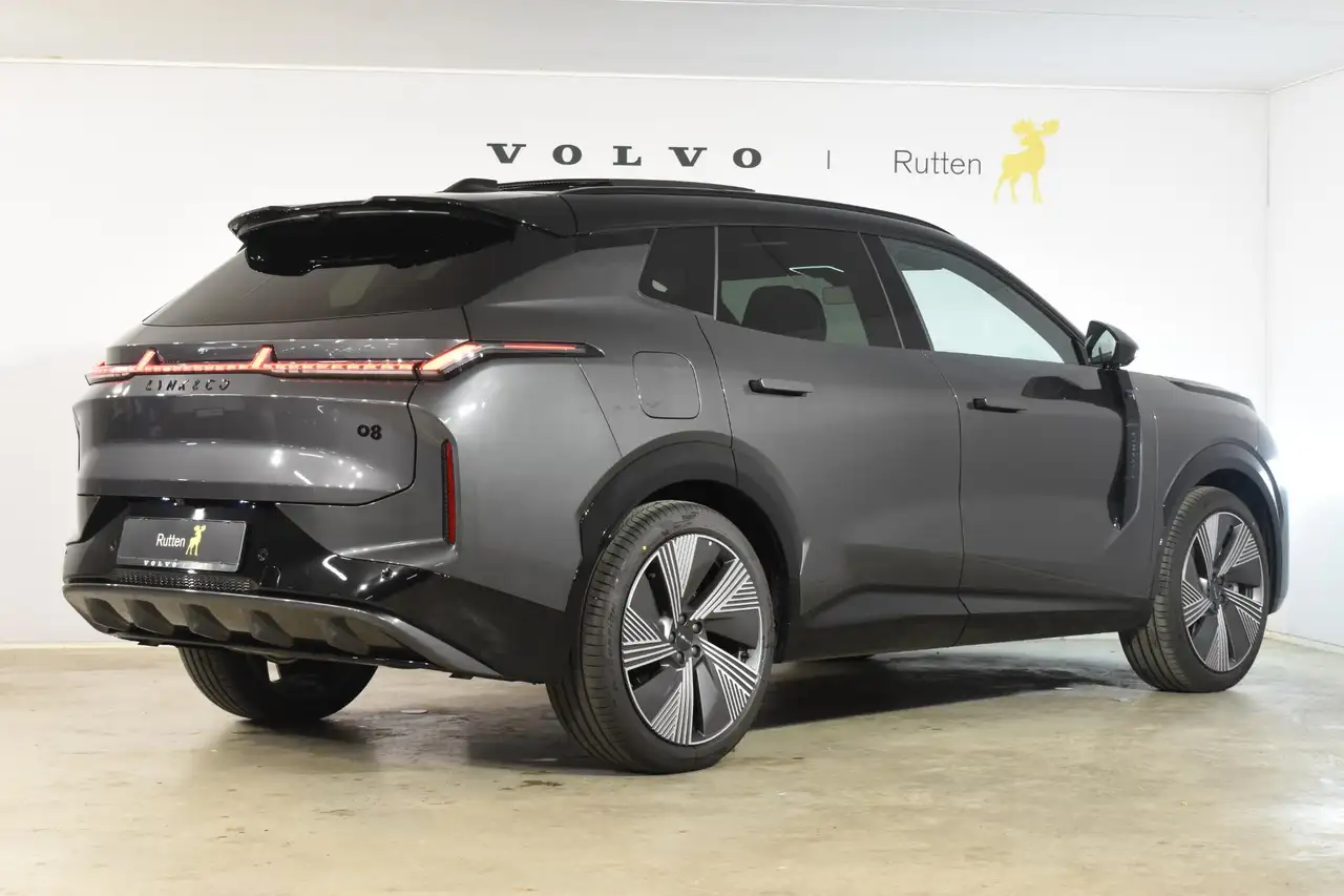 Lynk & Co 3