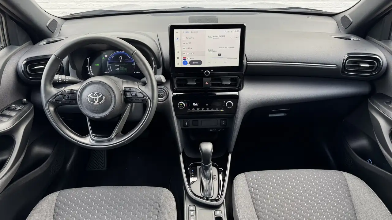 Toyota Yaris 2