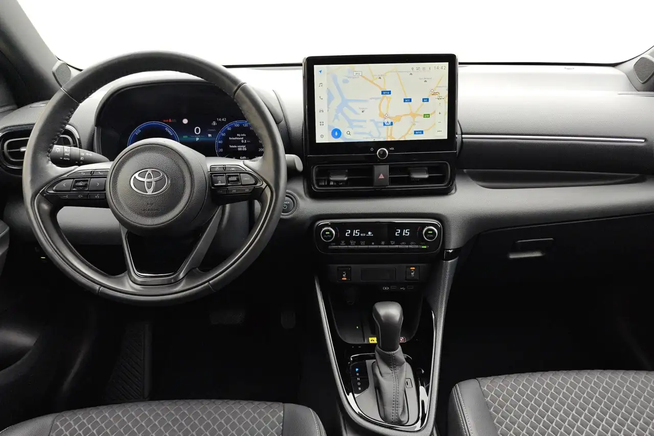 Toyota Yaris 4