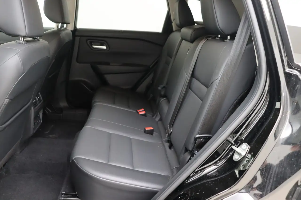 Nissan X-Trail 6