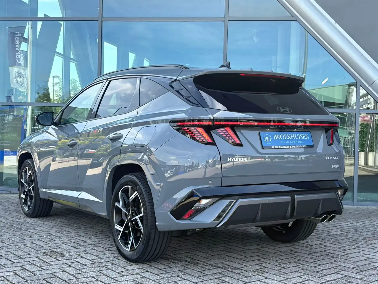 Hyundai TUCSON 4