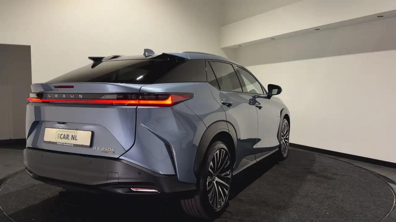 Lexus RZ 3