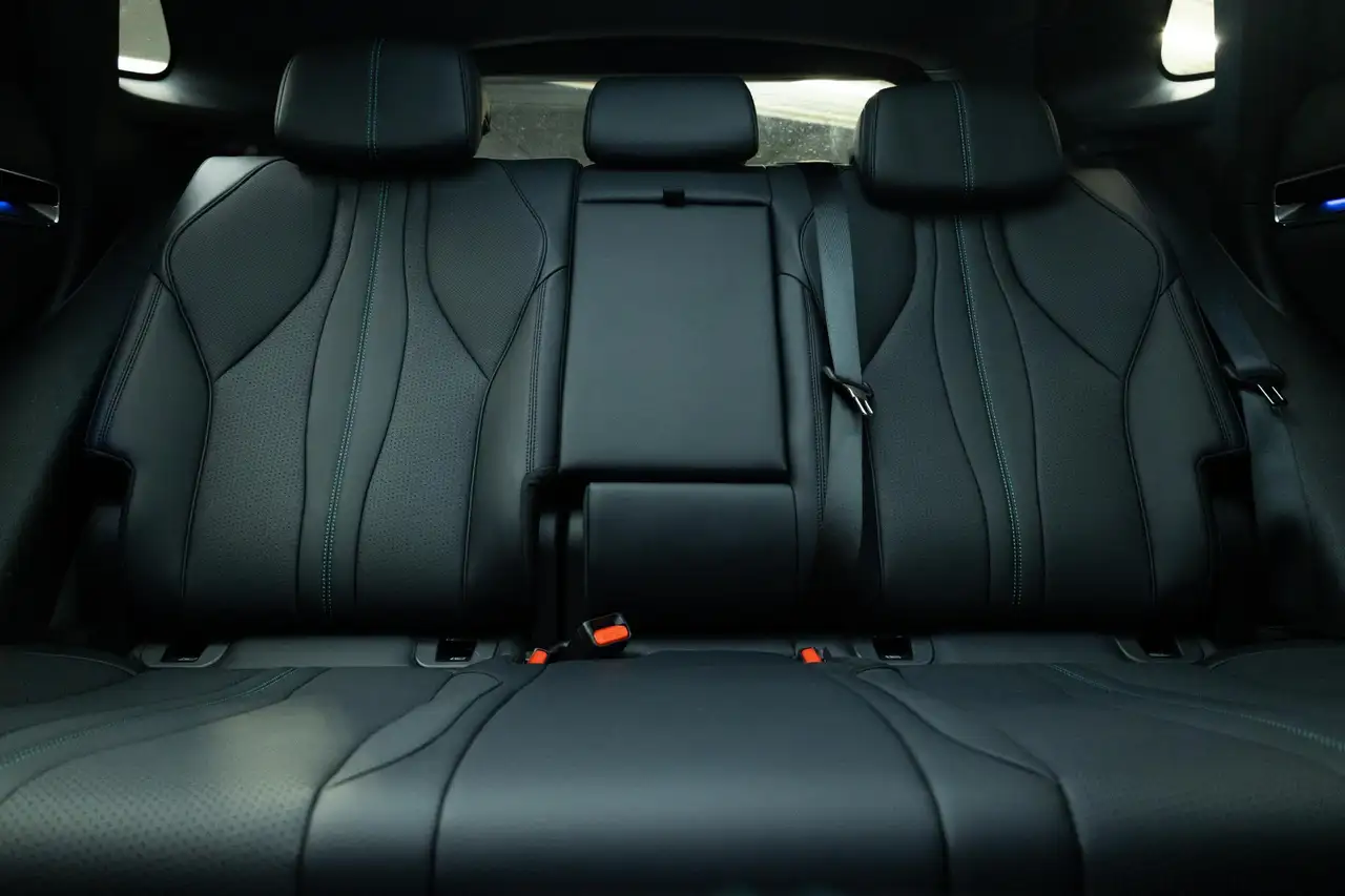 BYD Seal 8