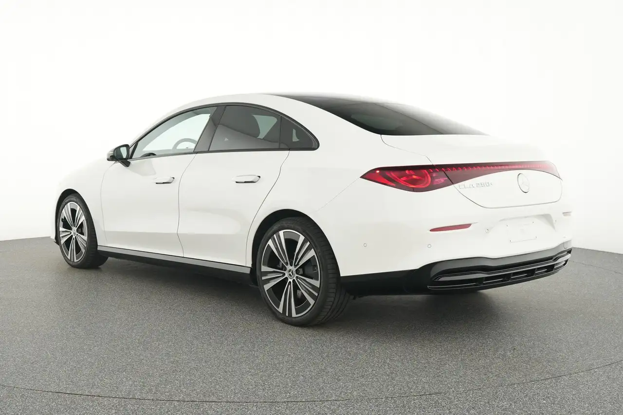 Mercedes-Benz CLA 250 3