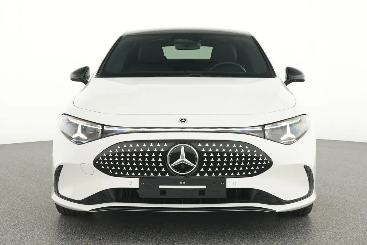 Mercedes-Benz CLA 250 6
