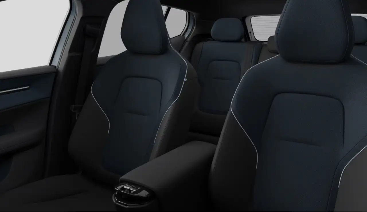 Volvo EX30 6