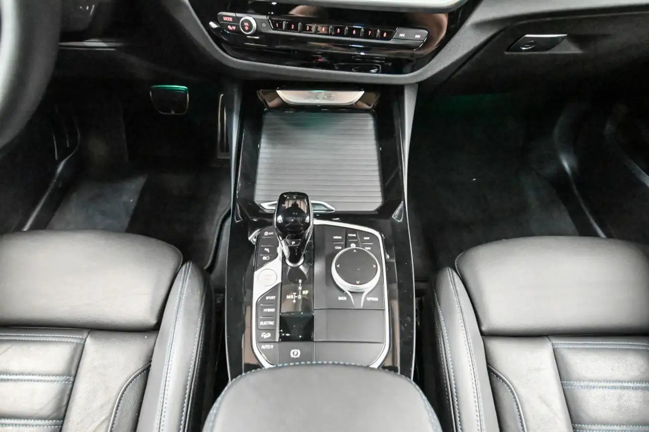 BMW X3 7