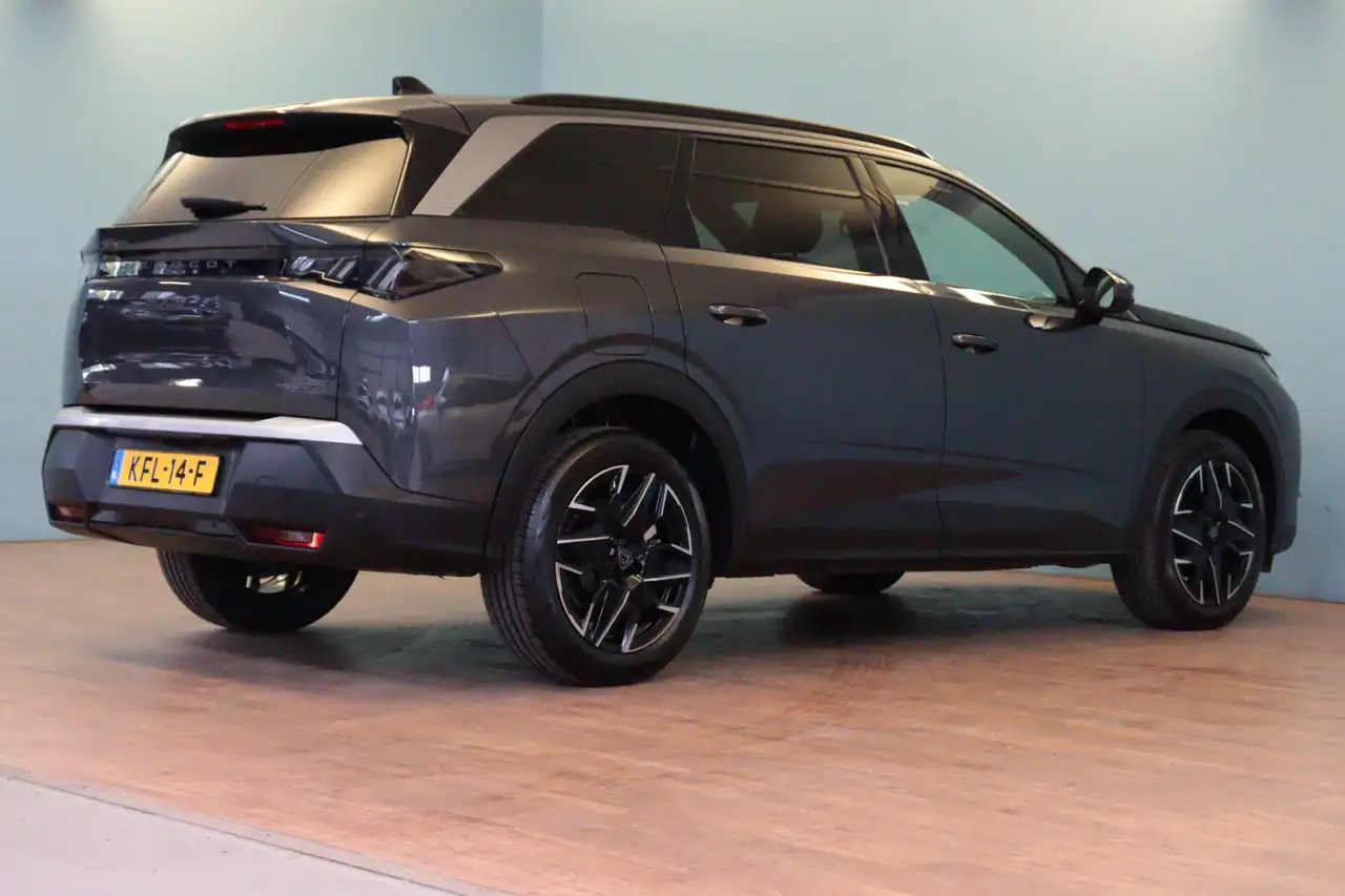 Peugeot 5008 3