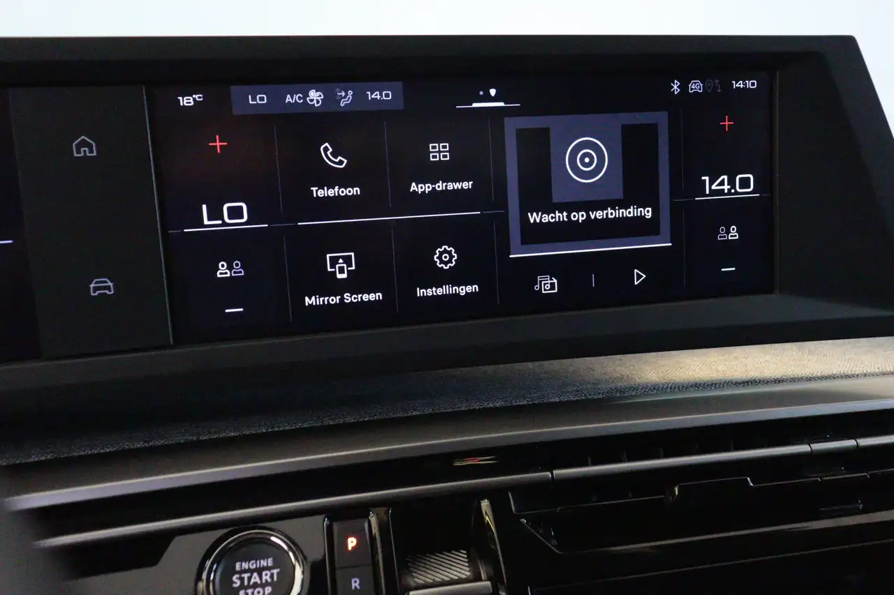 Peugeot 5008 9