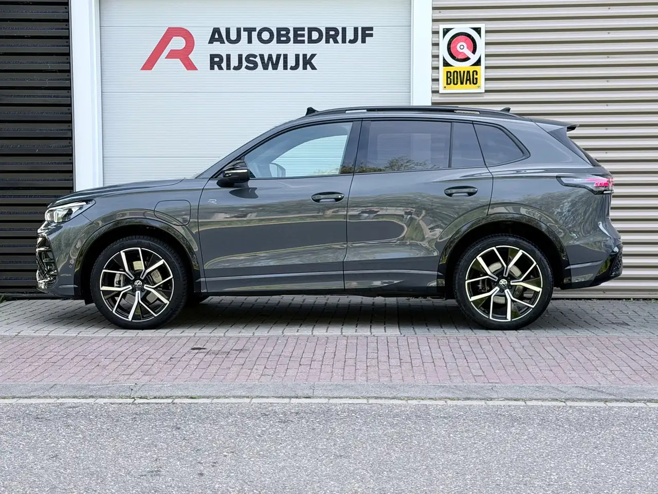 Volkswagen Tiguan 2